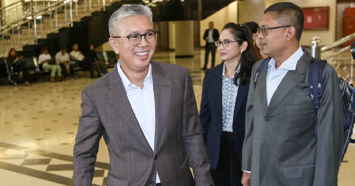Muhyiddin Named 54 Contractors for Jana Wibawa via Direct Negotiation, Court Told