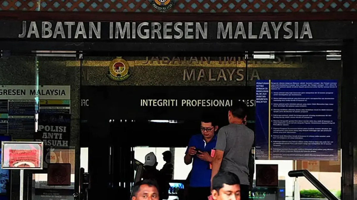 Immigration Chief Claims Inside Knowledge of MyIMMs Hack From the Start