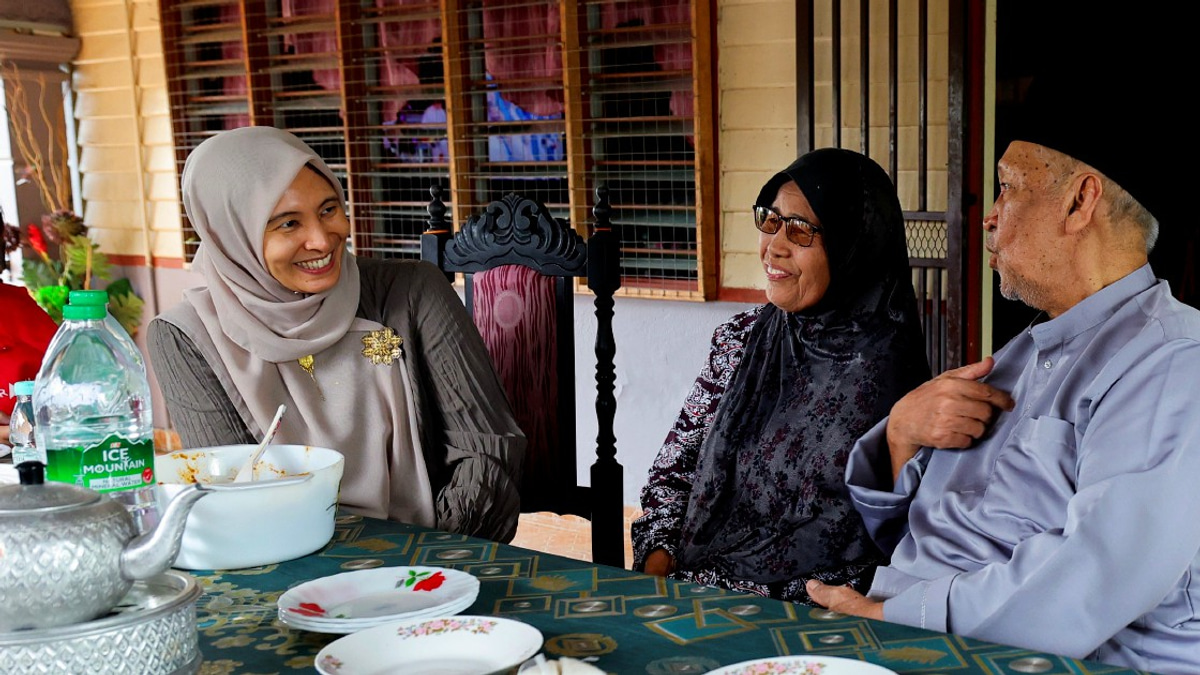 Nurul Izzah urges Negeri Sembilan voters to support Pakatan Harapan coalition in tomorrow's election