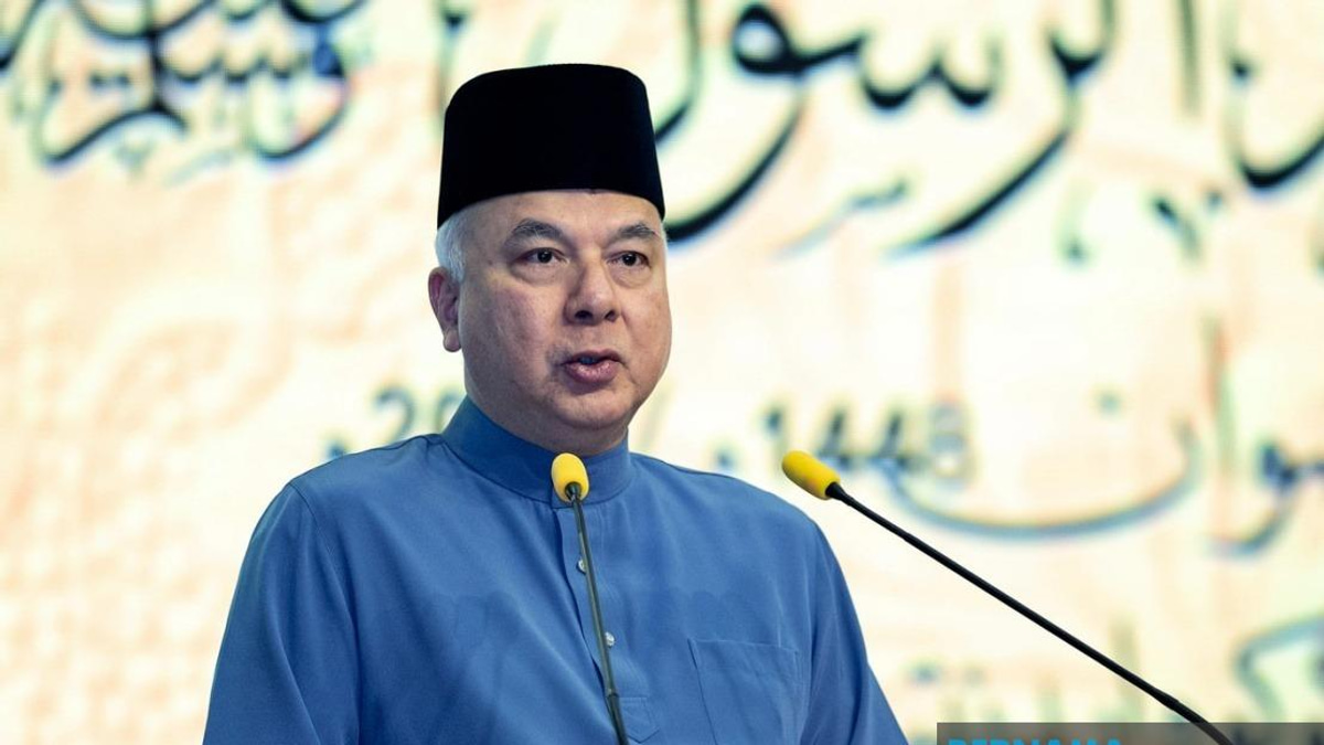 Sultan Nazrin Calls for Muslim Unity Amid Political, Social Pressures