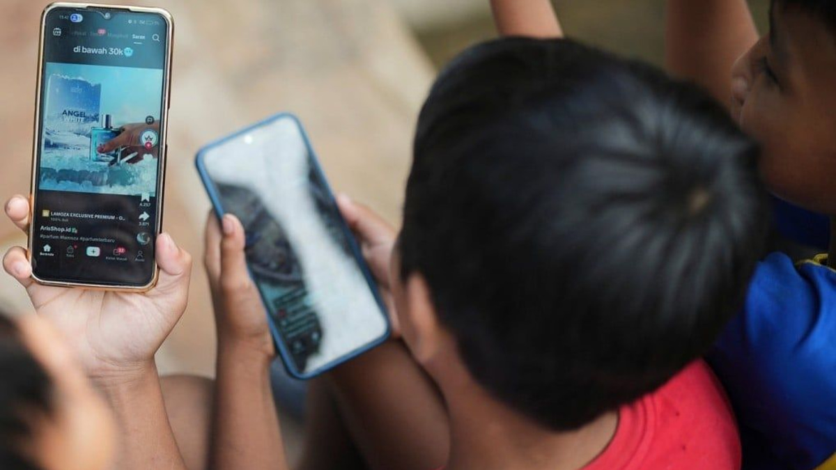 Indonesia Removes Five Million Underage Accounts in Landmark Child Protection Drive