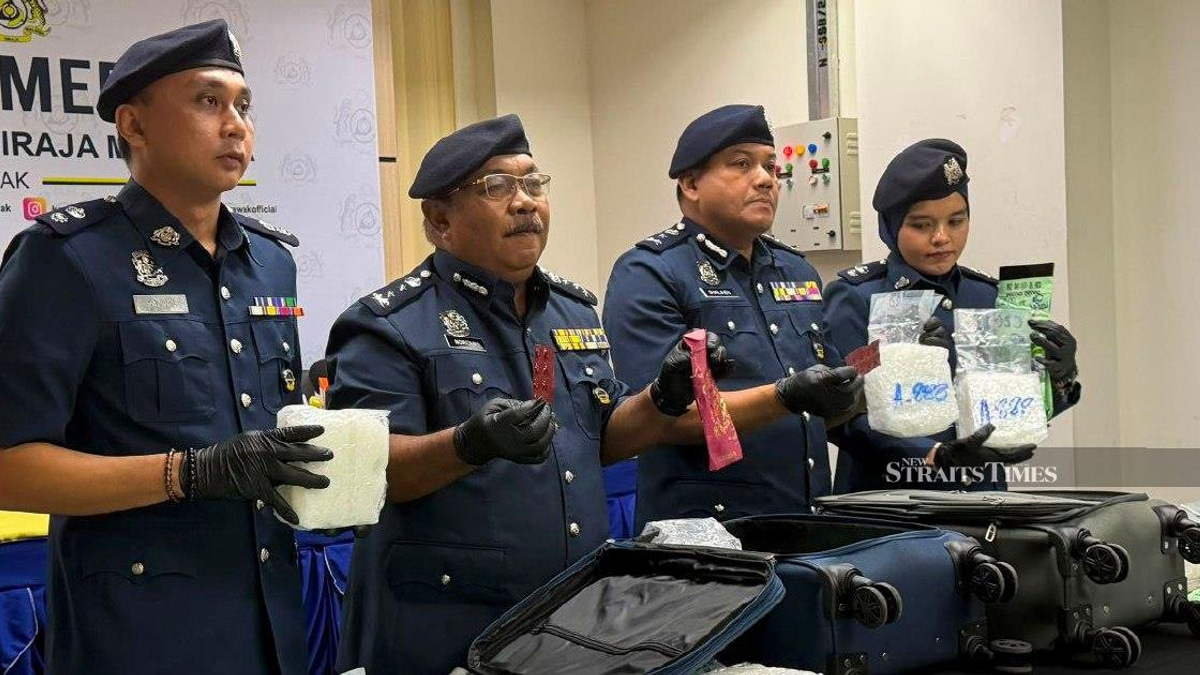 Customs seizes RM1.32 million in drugs at Kuching Airport, detains two suspects