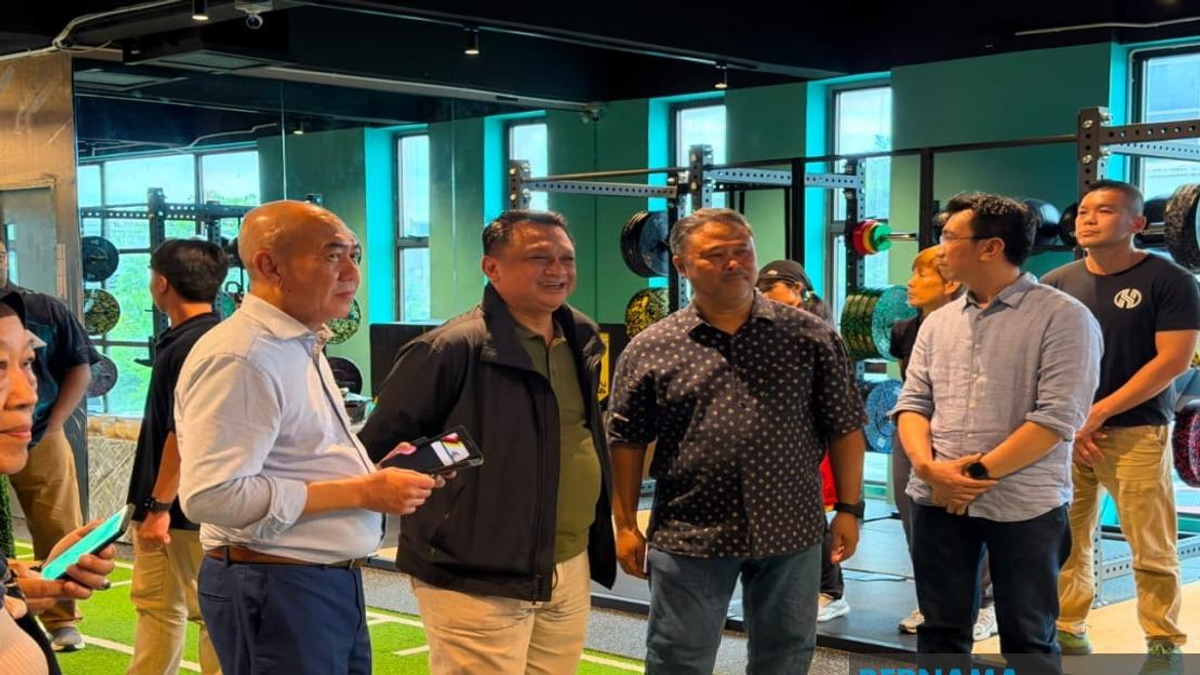 Strengthening Muscles Key to Preventing Falls in Malaysia's Ageing Population