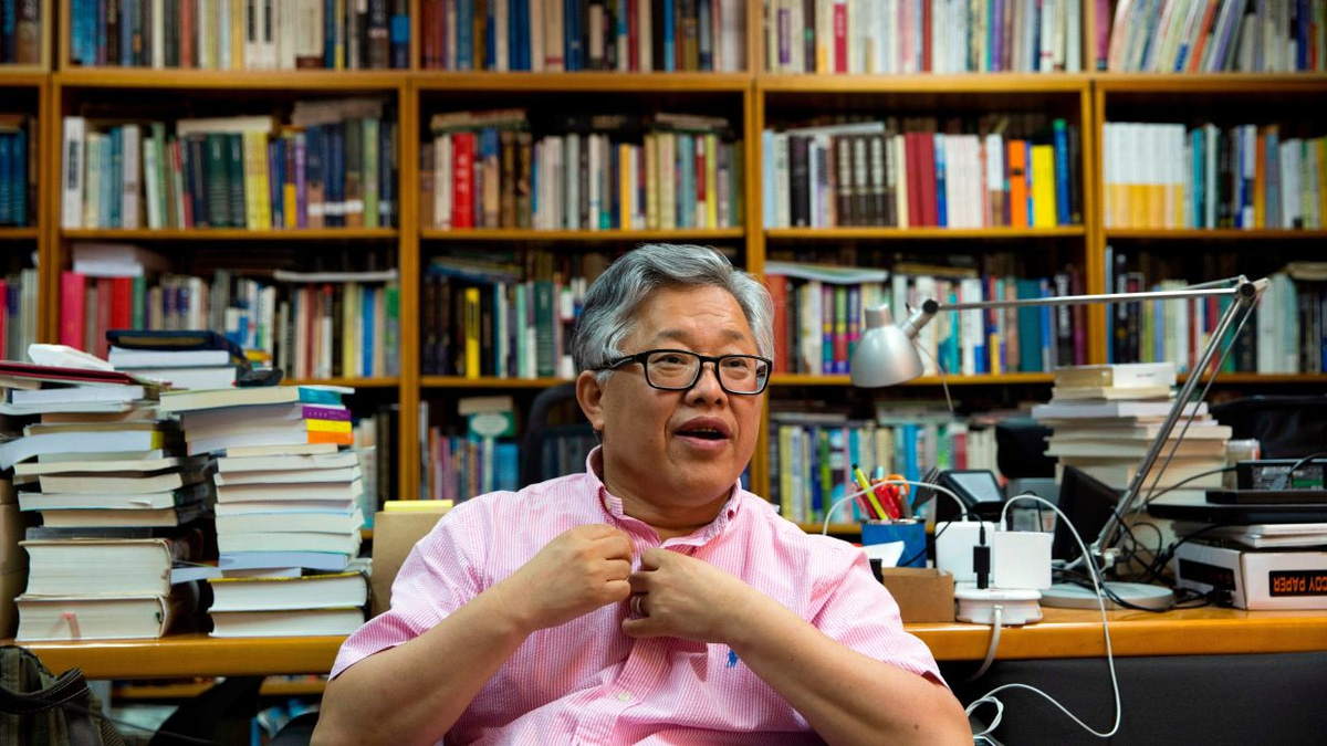 China releases jailed pastor Ezra Jin after Trump intervention
