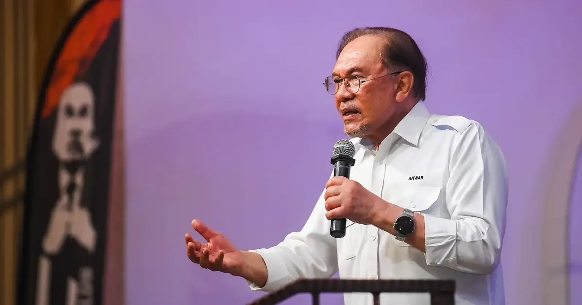 Anwar Flags Sluggish Affordable Housing Rollout as Johor Property Costs Soar